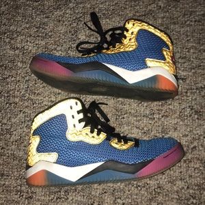 jordan spike forty size 8